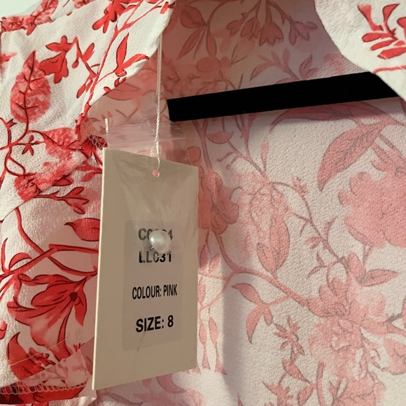 NWT - LORNA LUXE 'PRACTICALLY PERFECT' PORCELAIN PEEKABOO BACK ROSE TOP - - Picture 5 of 10